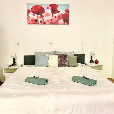 Very Warm With Big Bed Near New York Cafe * Budapest