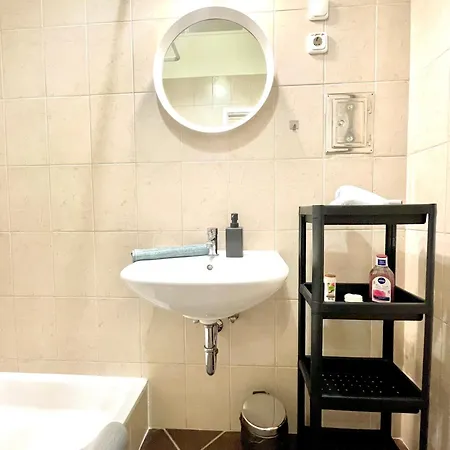 Sweet Warm With Big Bed Near New York Cafe Free Coffee * 부다페스트